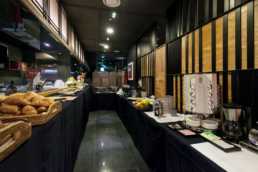 undefined Pharos Hotel 9