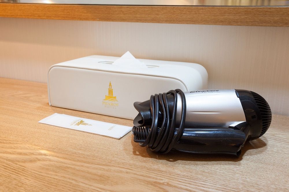 Pharos Hotel Superior Double Room (Bigger than most in Seoul) 8