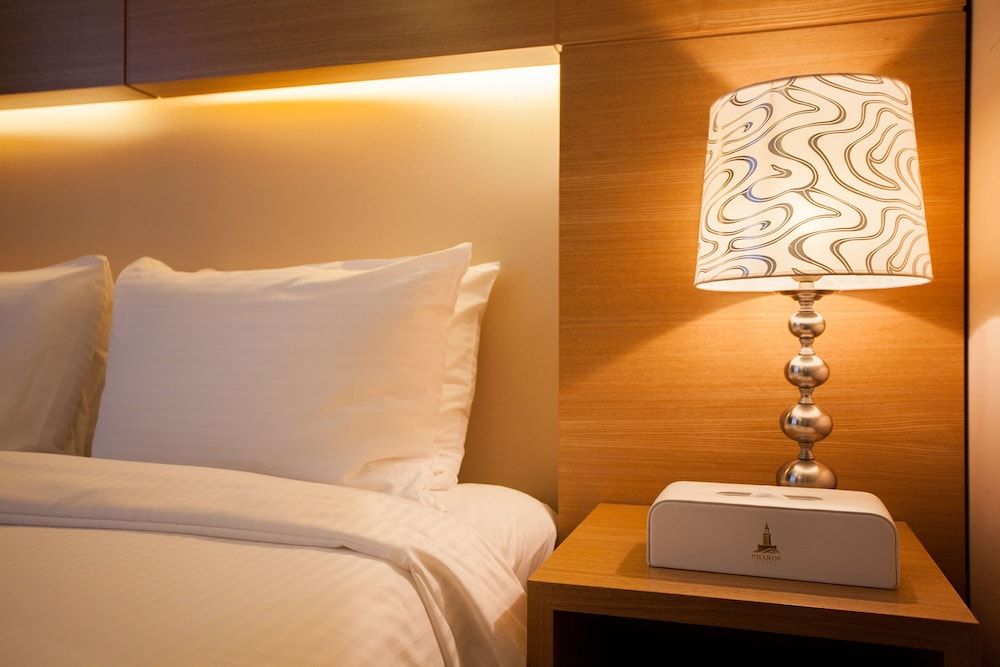 Pharos Hotel Superior Double Room (Bigger than most in Seoul) 3