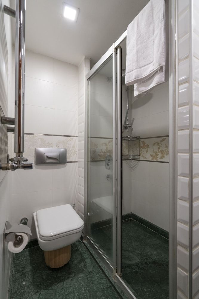 Moss Suites Hotel Deluxe Suite 5