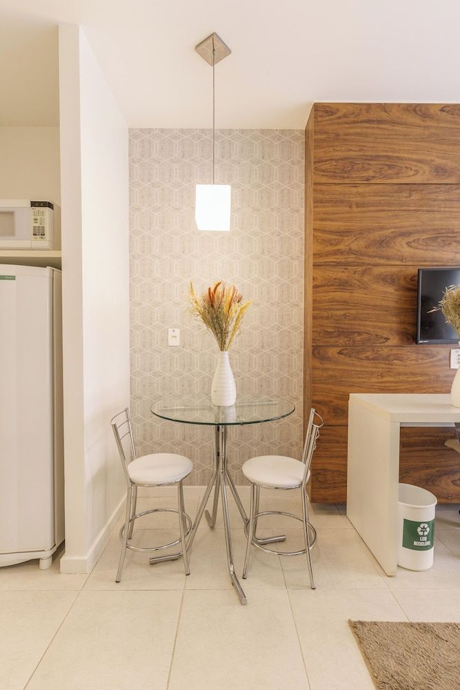 Fusion Hplus Express + Double Room, Kitchenette 7