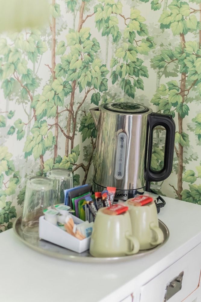 Northover Manor Hotel Standard Double Room, Ensuite 5