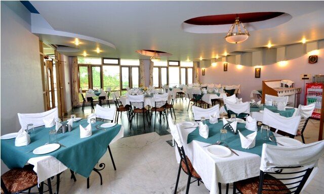 Food & Dining