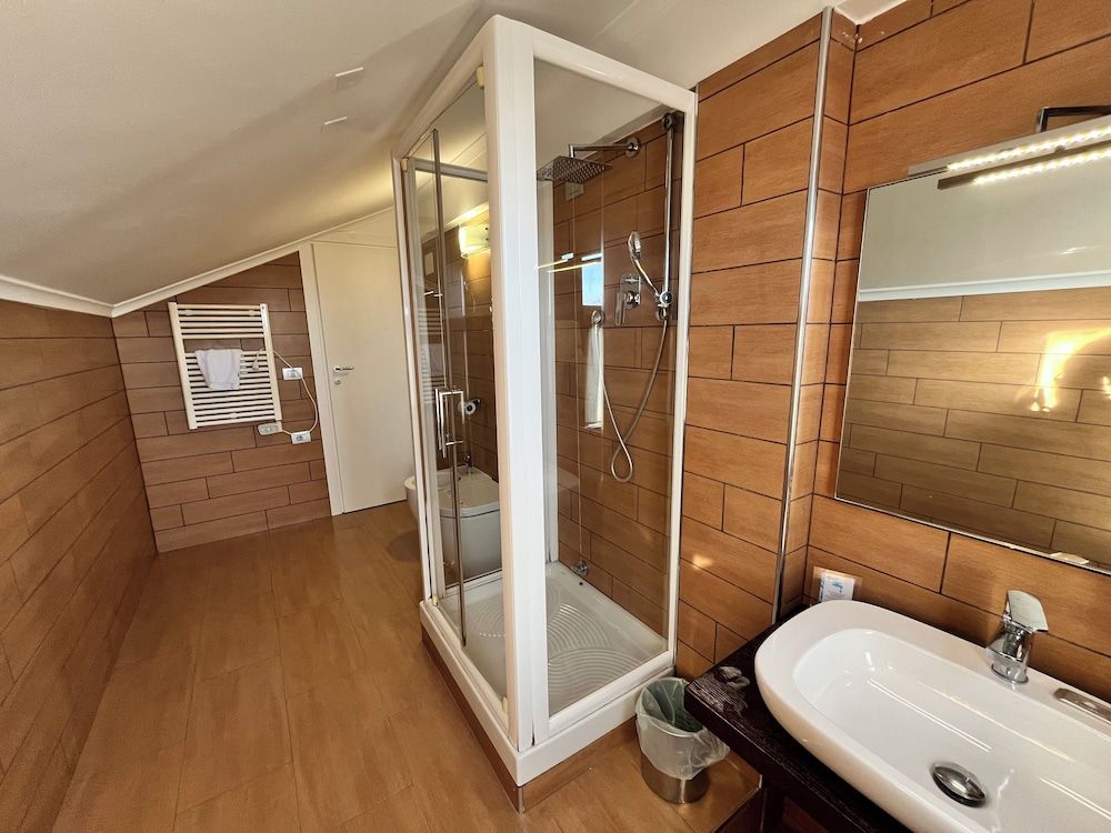 Economy Single Room