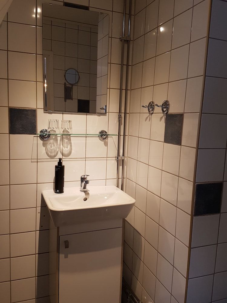 Ulvsby Herrgård Standard Double or Twin Room 4