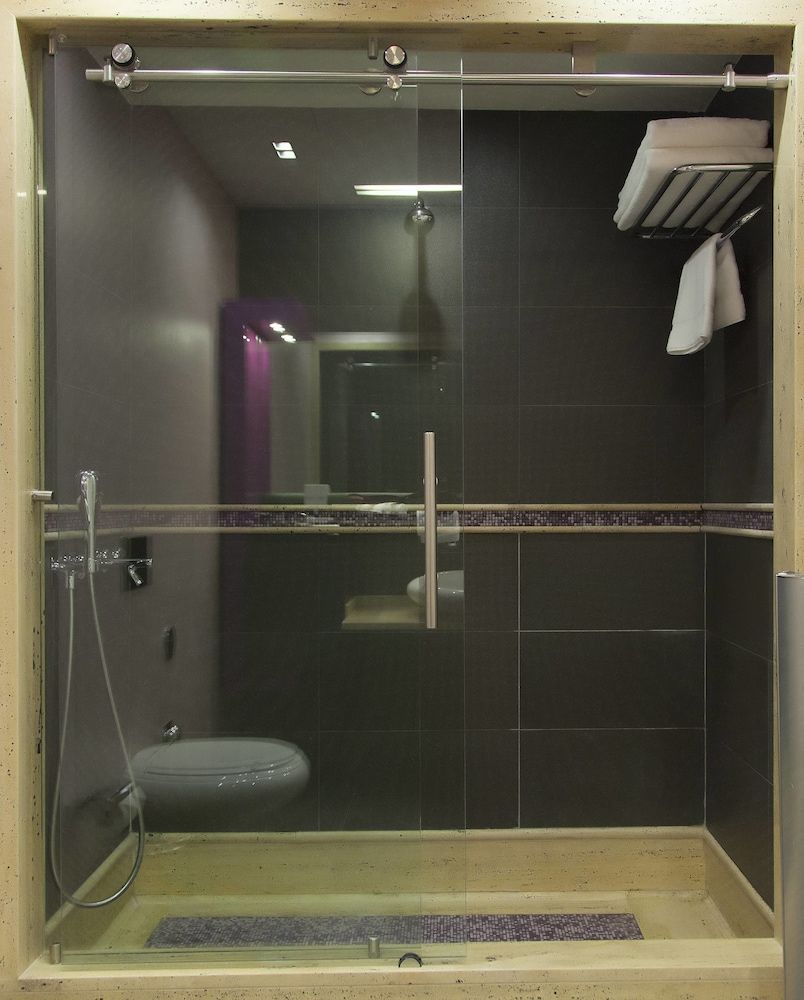 The Leos Residence Deluxe Apartment, 1 Bedroom, Kitchen, City View 5