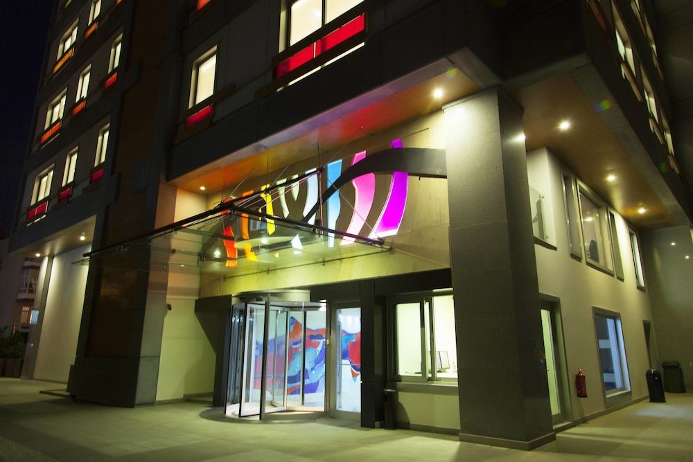 undefined The Leos Residence 3