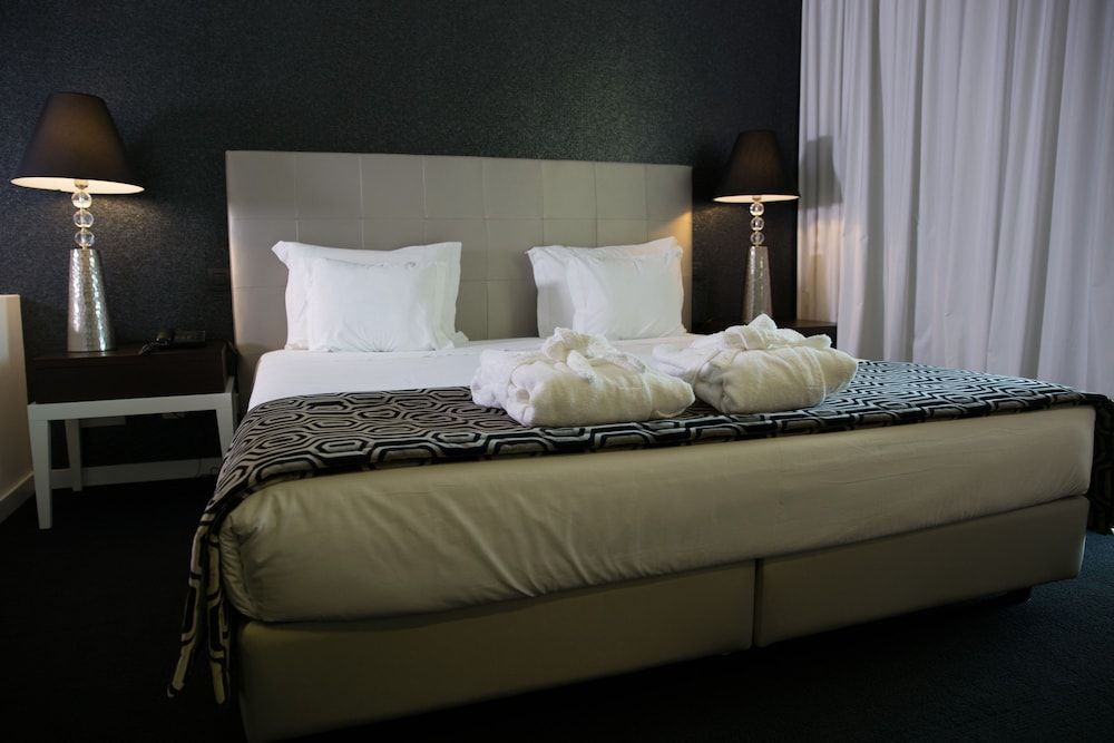 Monte Filipe Hotel & Spa Superior Double Room 3