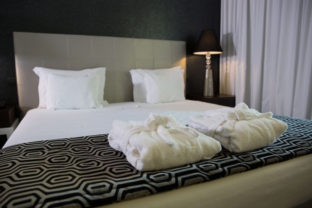 Monte Filipe Hotel & Spa Superior Double Room 6