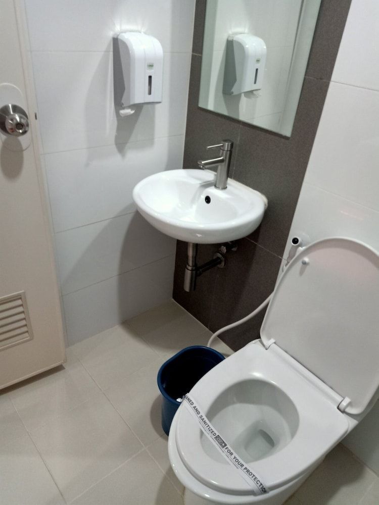 Hotel Sogo Buendia Executive Room, 1 Queen Bed 6