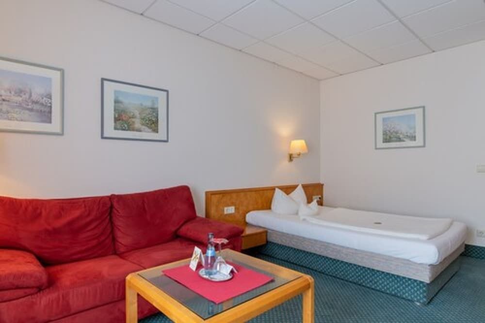 Residenz Royal Economy Single Room 2