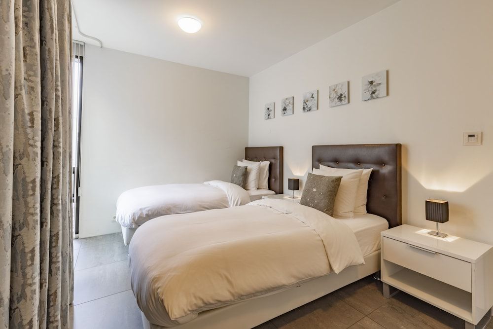 Standard Suite, 2 Bedrooms, Balcony