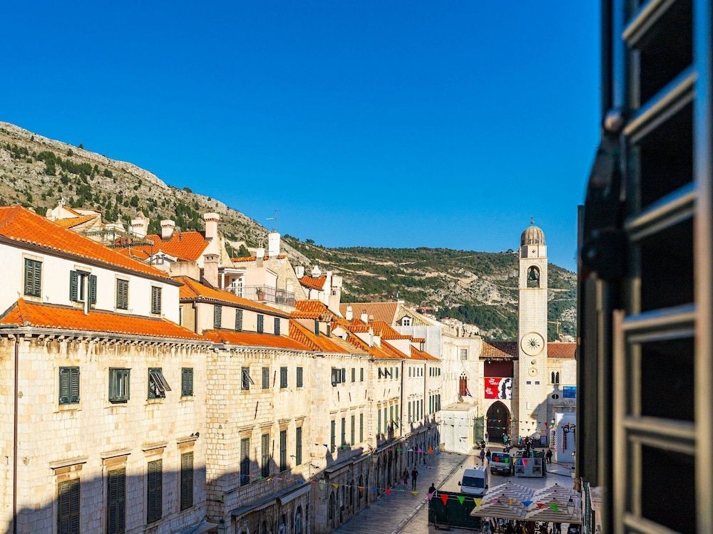 Lumin GuestHouse Studio (Studio Apartment with City View Third) 11