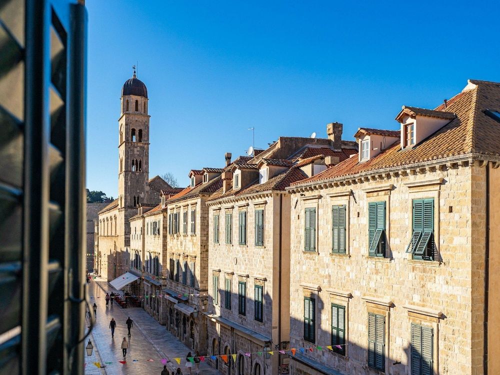 Lumin GuestHouse Studio (Studio Apartment with City View Third) 10