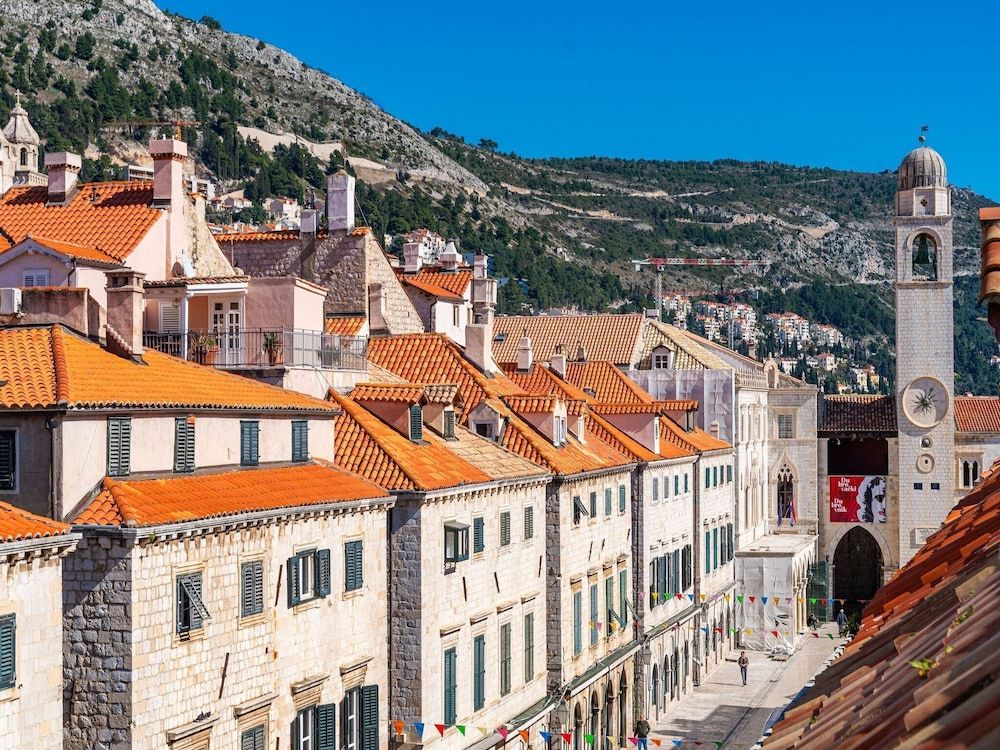 Lumin GuestHouse Single Room (Standard Single Room with City View) 5