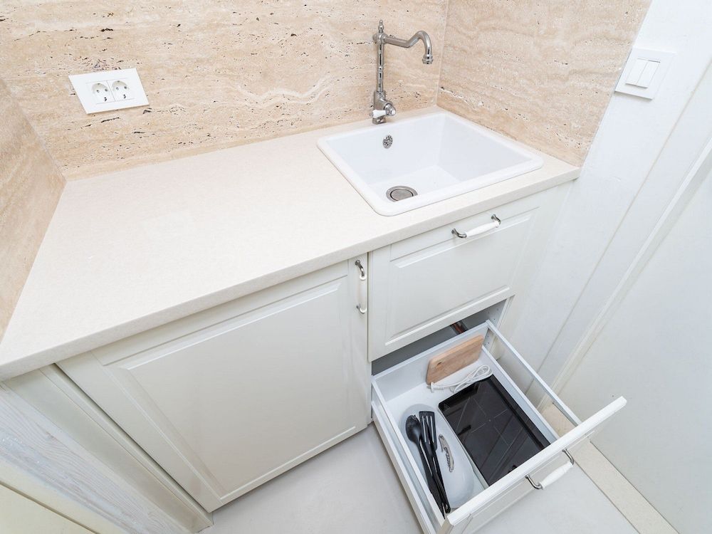 Lumin GuestHouse Studio (Studio Apartment with City View Third) 17