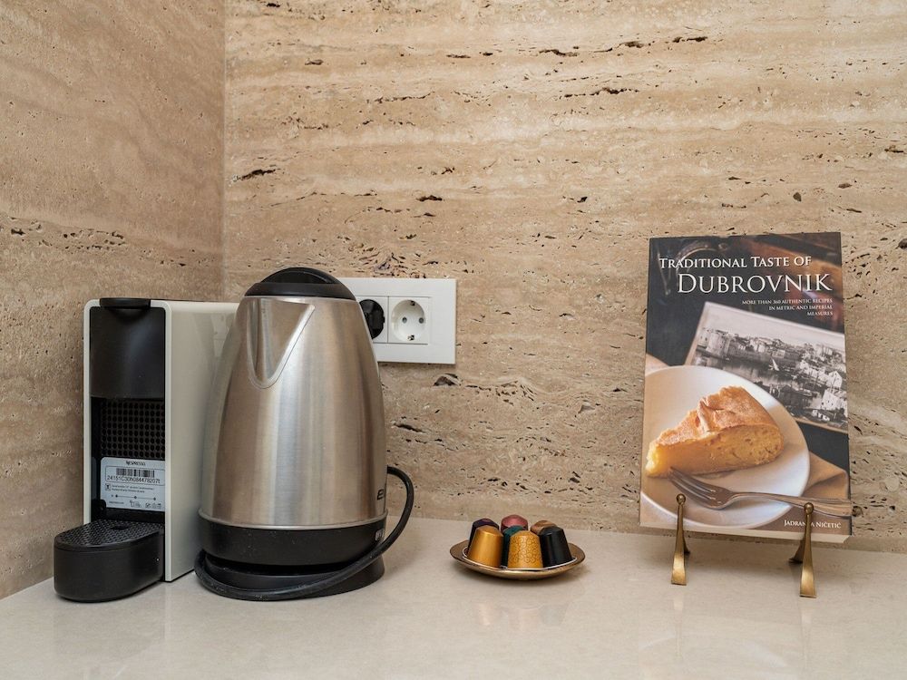 Lumin GuestHouse Studio (Studio Apartment with City View Third) 22