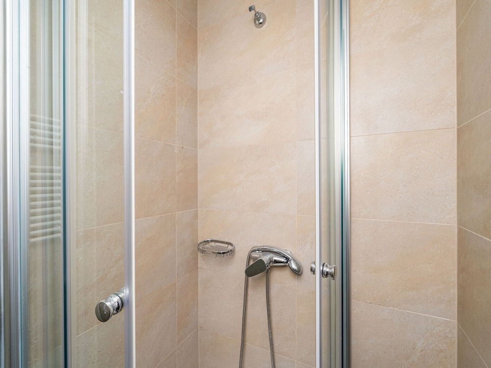 Lumin GuestHouse Deluxe Single Room, 1 Twin Bed, Air conditioning, City View (Deluxe Single Room with City View) 11