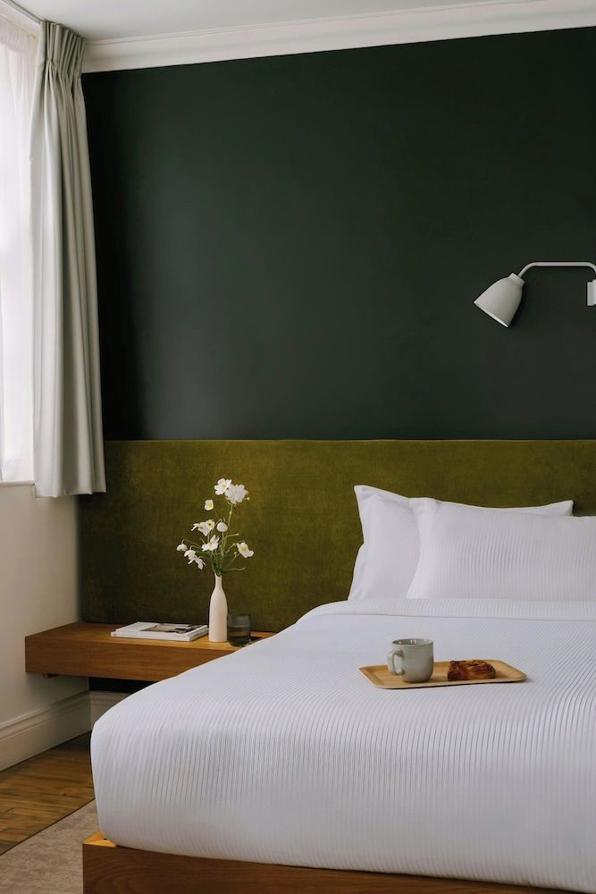 Superior Room, 1 King Bed