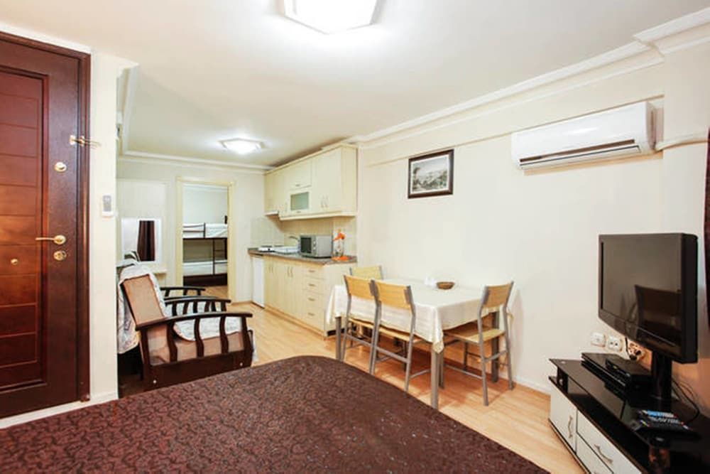 Old City Teo Apartments Deluxe 2 Bedrooms Apartment with 2 Bathrooms 6