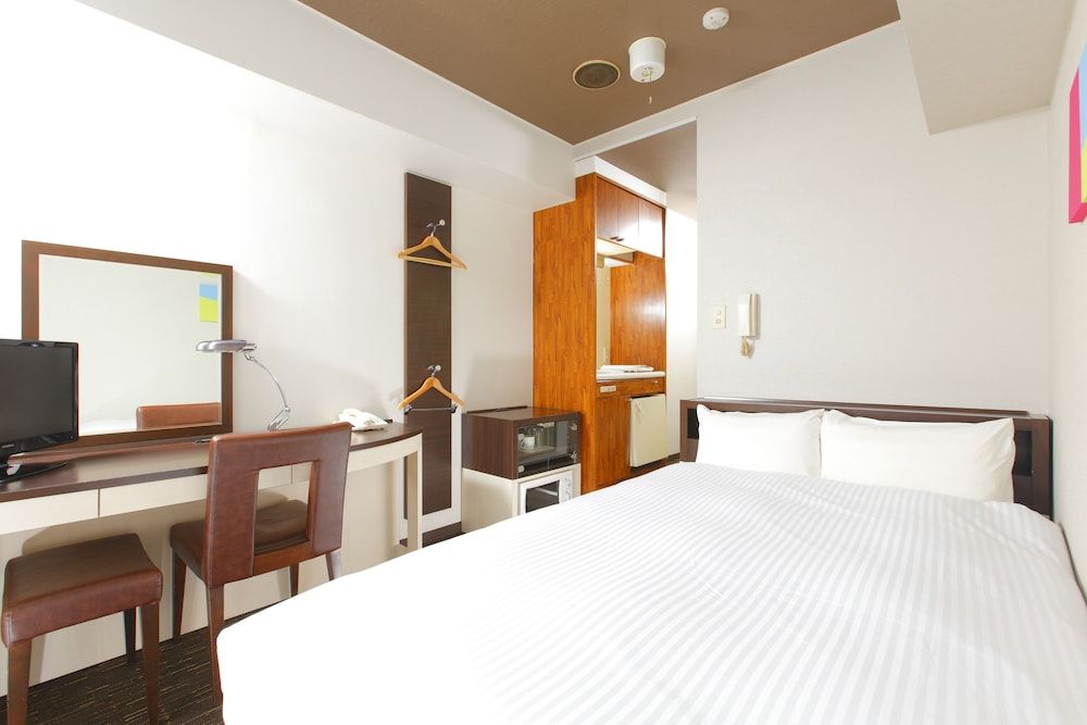 Economy Double Room, Smoking (Cleaning is Optional with Additional Cost)