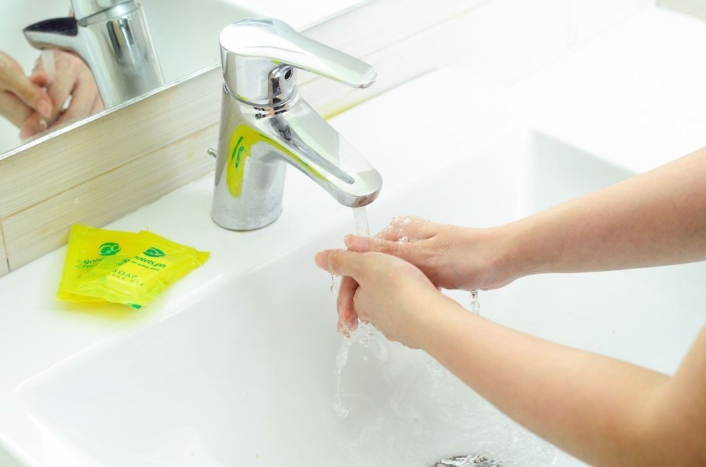 Go Hotels Ortigas Center Standard King Room 6