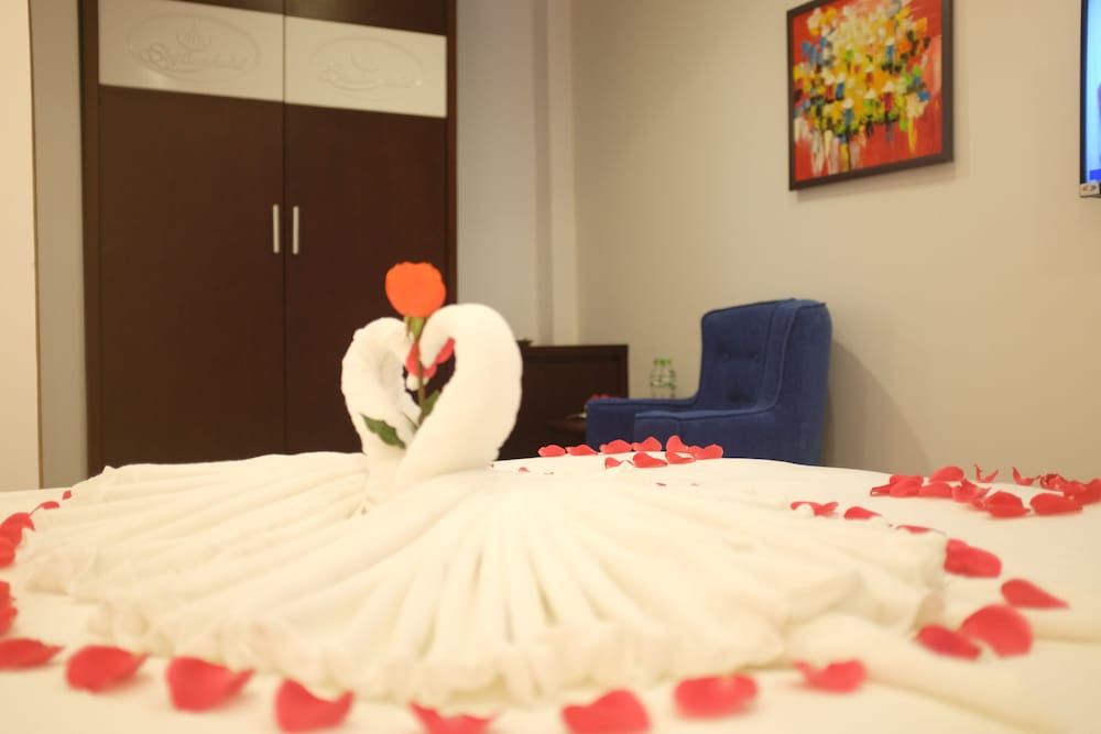 Skyline Hanoi Hotel Superior Room, 1 King Bed 7