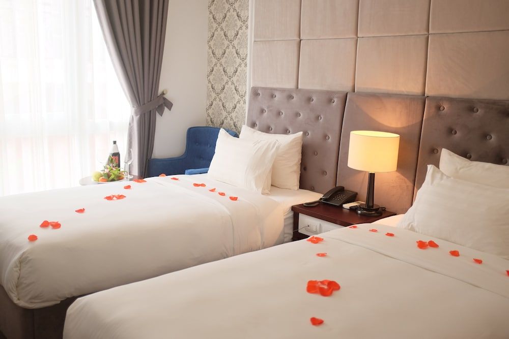 Skyline Hanoi Hotel Deluxe Double or Twin Room 4