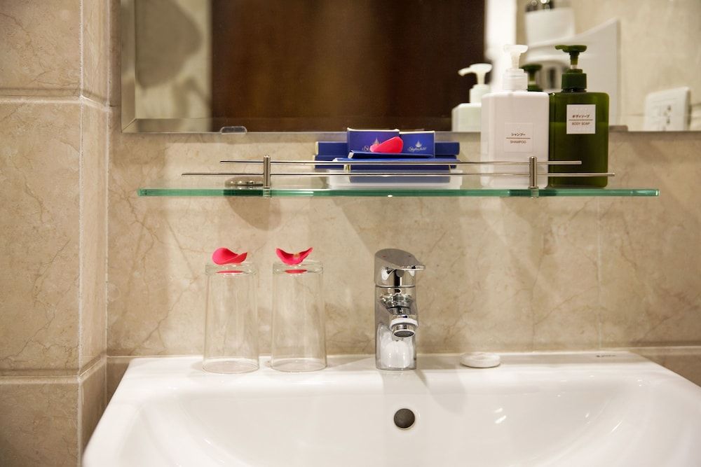 Skyline Hanoi Hotel Superior Room, 1 King Bed 10