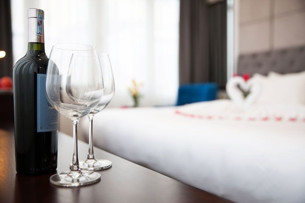 Skyline Hanoi Hotel Deluxe Double or Twin Room 8