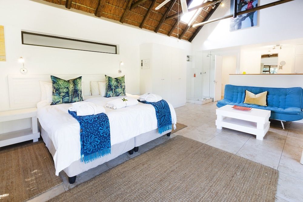 Sandals Guest House Honeymoon Suite, Garden View 2