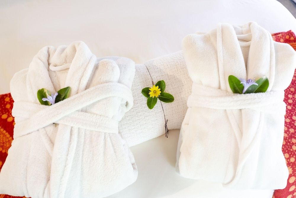 Sandals Guest House Honeymoon Suite, Garden View 5