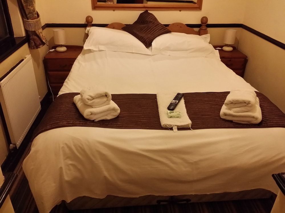 Double or Twin Room (Willow)