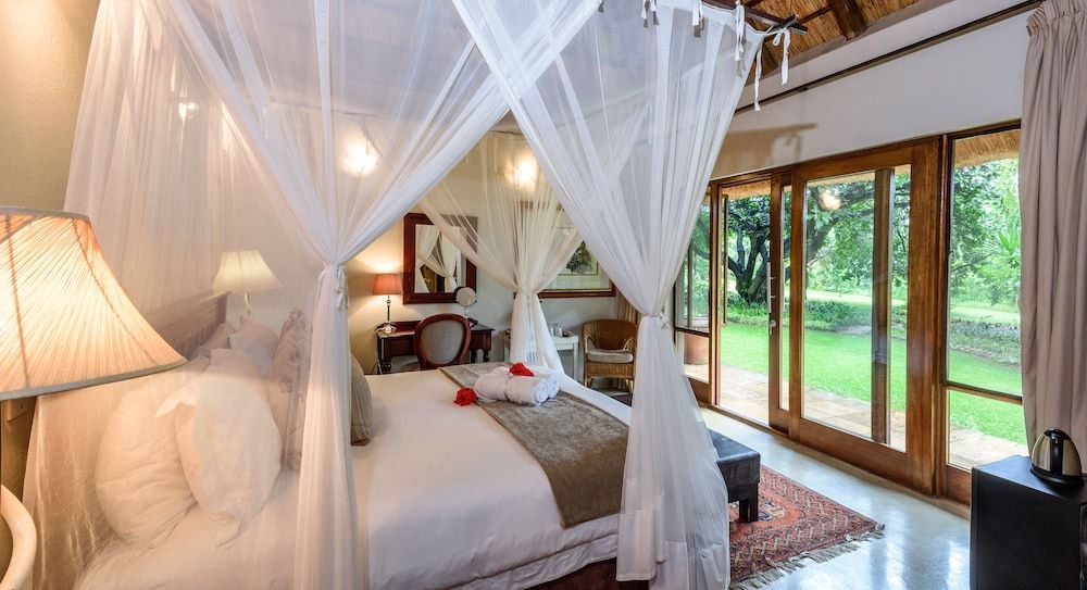 Khaya Ndlovu Safari Manor Jackelberry Room 2