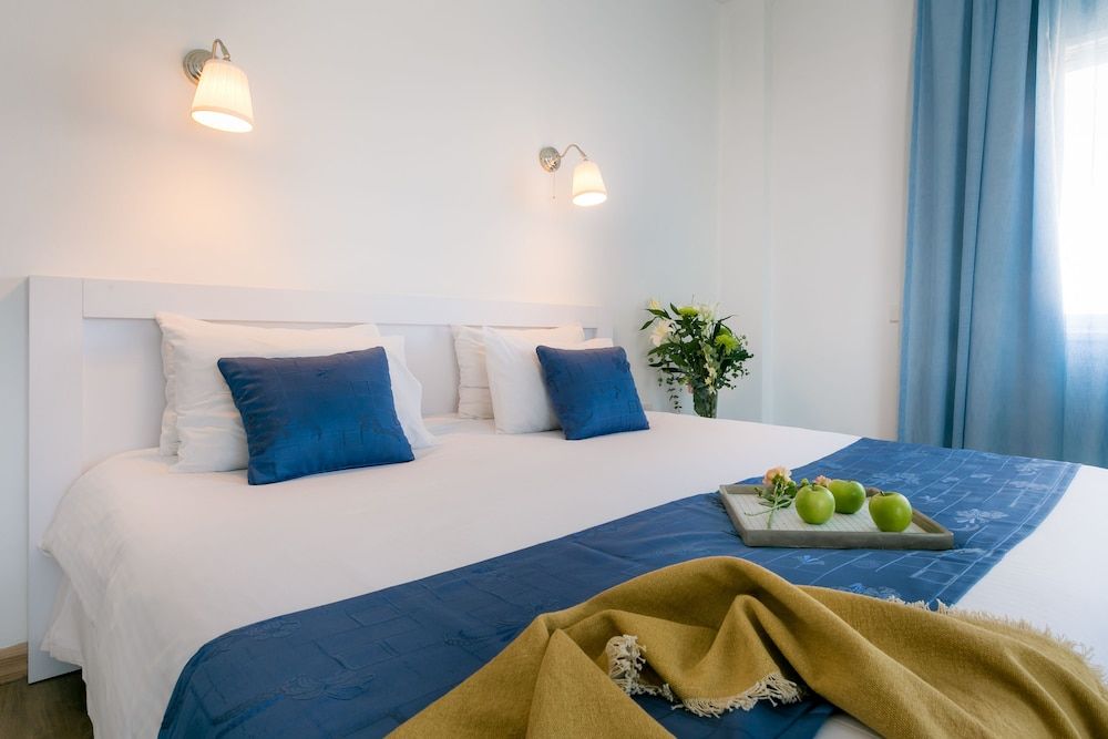 Mikes Kanarium Hotel Double or Twin Room 3