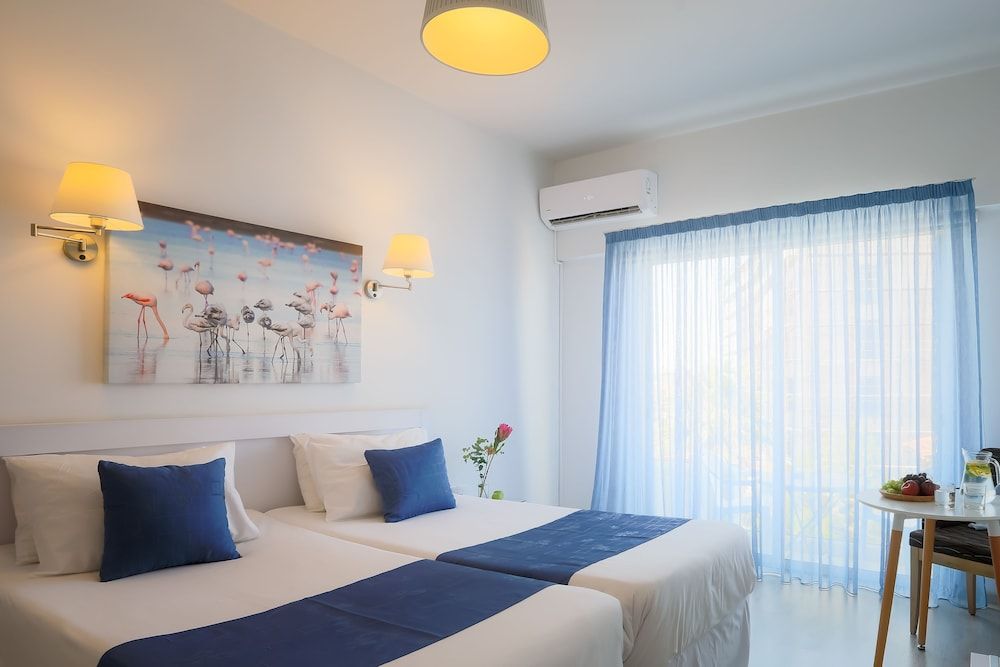 Mikes Kanarium Hotel Double or Twin Room 5