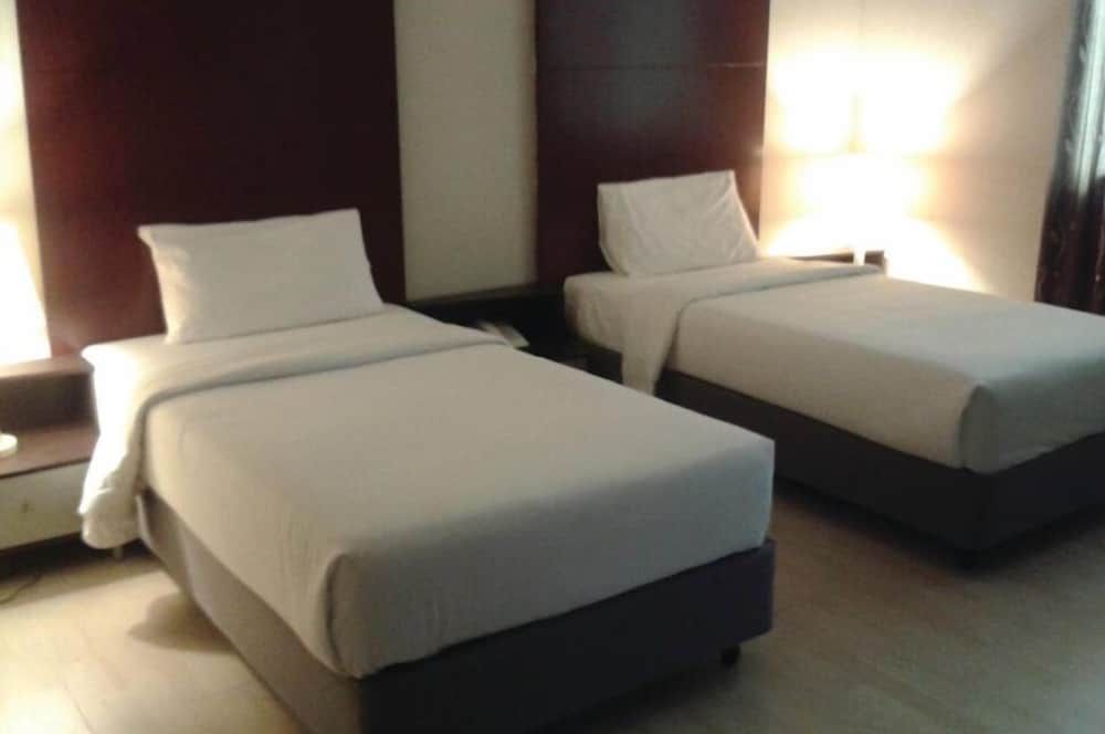 GinaSuite Kompleks27 Hotel Standard Twin Room 14