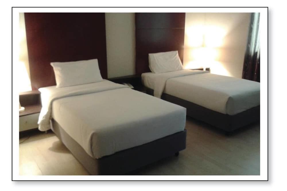 GinaSuite Kompleks27 Hotel Standard Twin Room 13