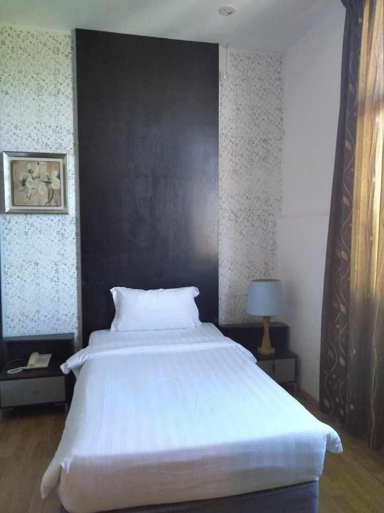 GinaSuite Kompleks27 Hotel Standard Twin Room 16