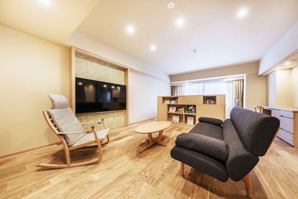 Suite Room with Private Bath NIRE, Non Smoking