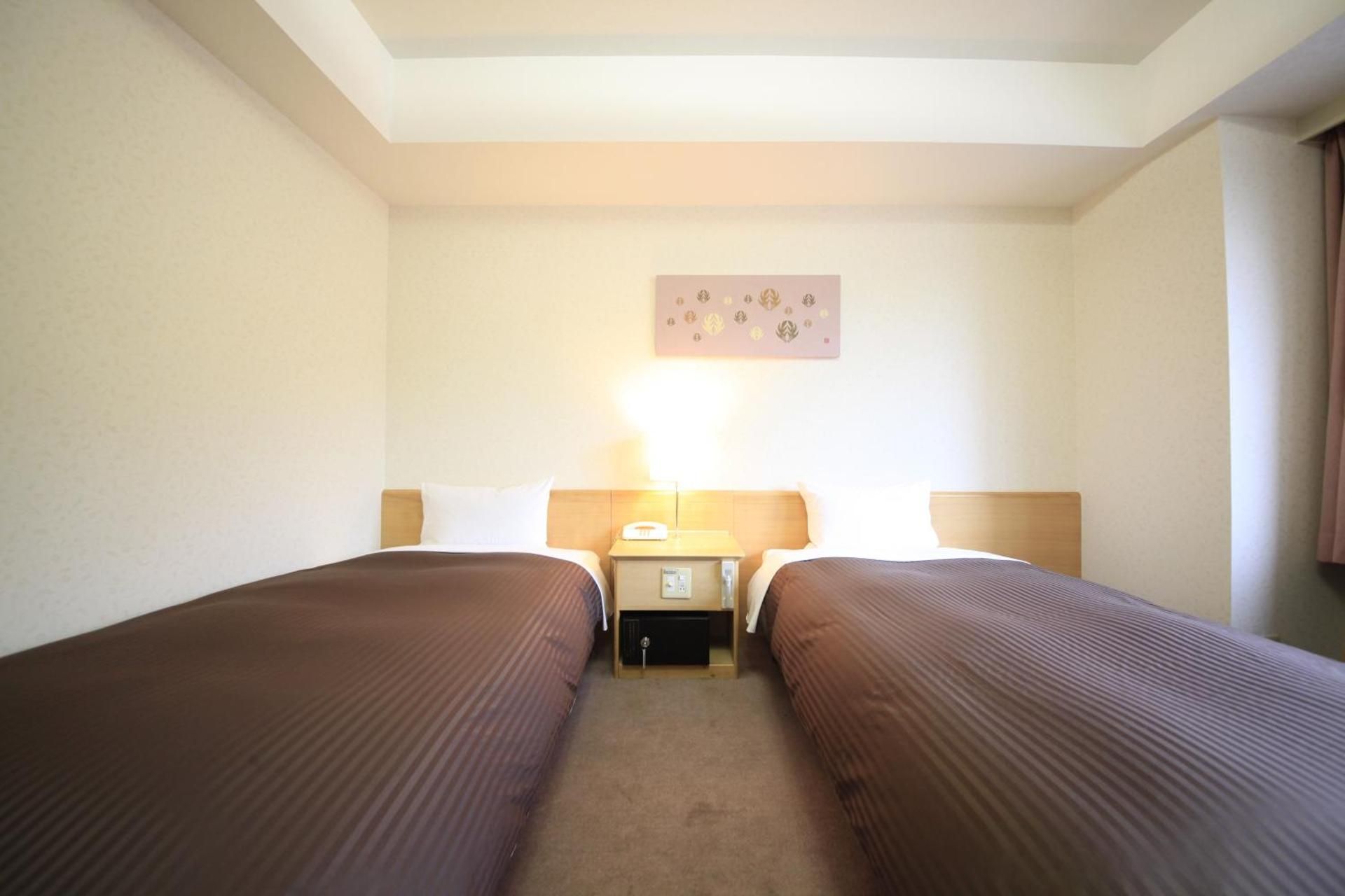 Twin Room - Non-Smoking