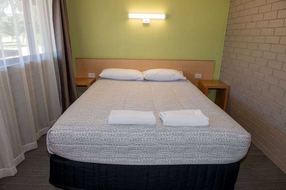 Tumut Valley Motel Family Room 3