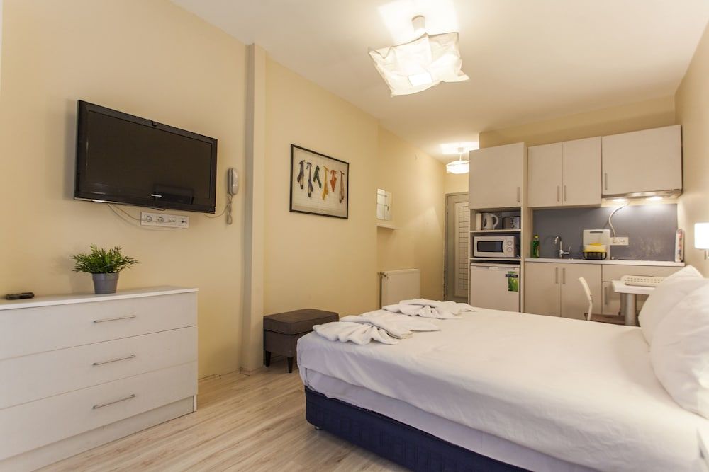 Cimen Apartments Economy Studio, 1 Double Bed, Kitchenette 3