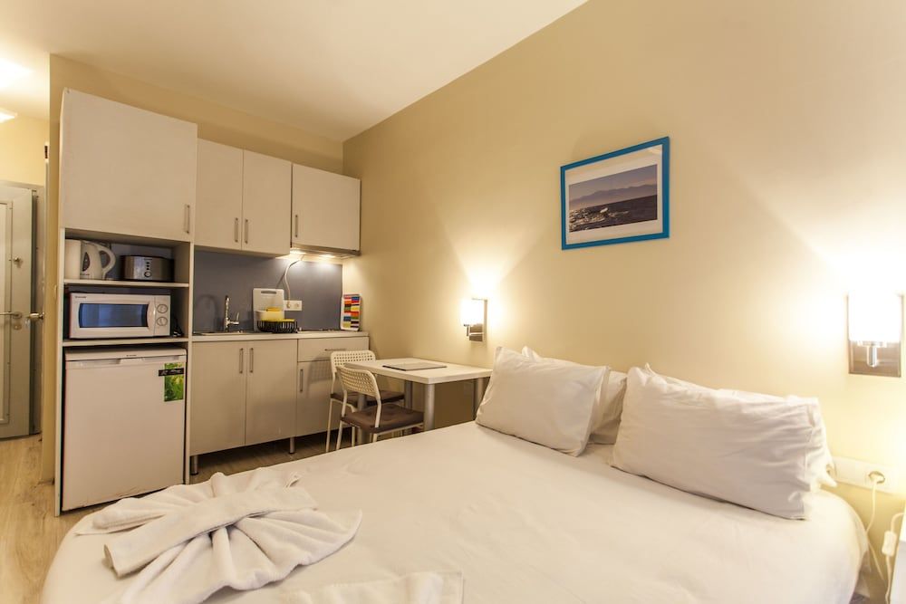 Cimen Apartments Economy Studio, 1 Double Bed, Kitchenette 2