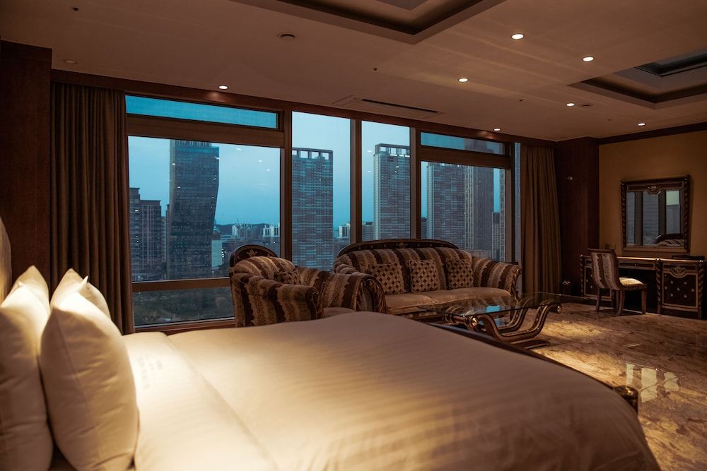 The Central Park Hotel Songdo Park Suite 12