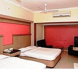 undefined Hotel Sree Murugan 10