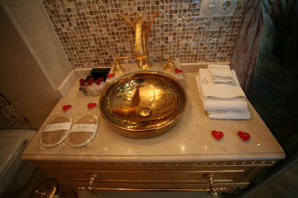 Su Merdum Hotel Premium Oda - Bahce Manzarali 6