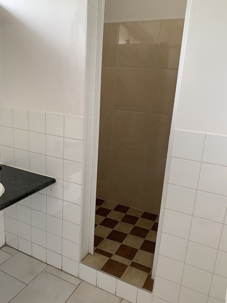 Beaconsfield Lodge Motel Standard Double Room, 1 Queen Bed 10