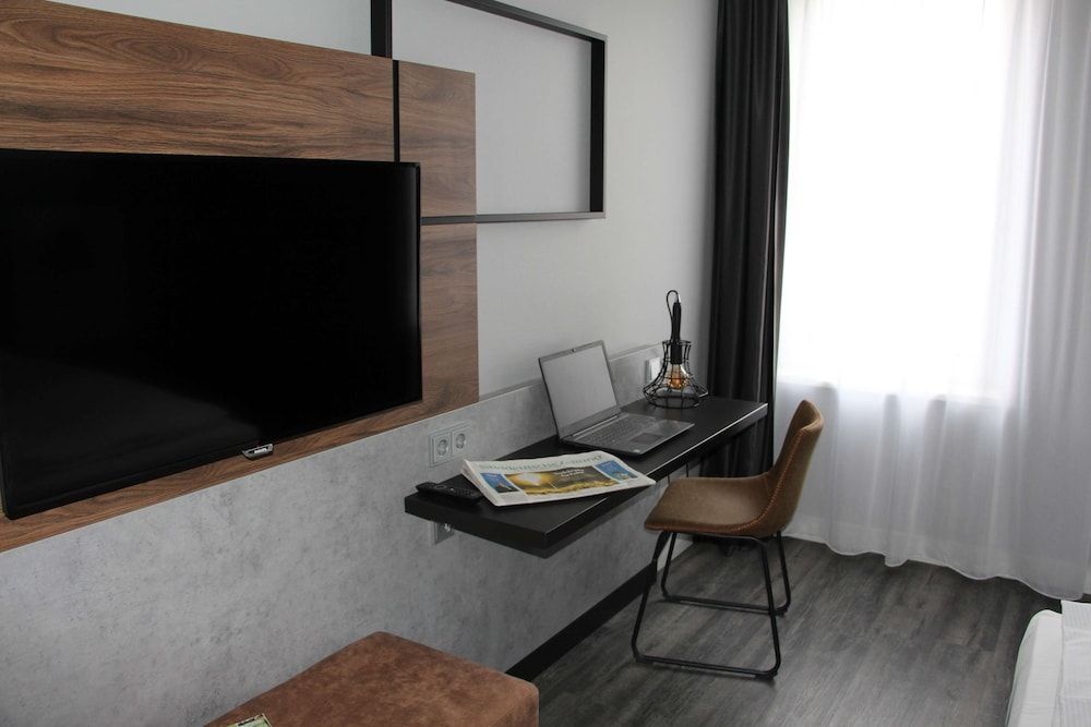 SCOTTY + PAUL Hotel Deggendorf Twin Room (Feelgood) 6