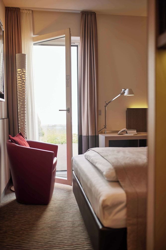 bigBOX ALLGÄU Hotel Standard Small Zimmer with Terrace, 17qm 5